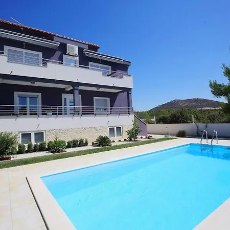 Zarko Villa